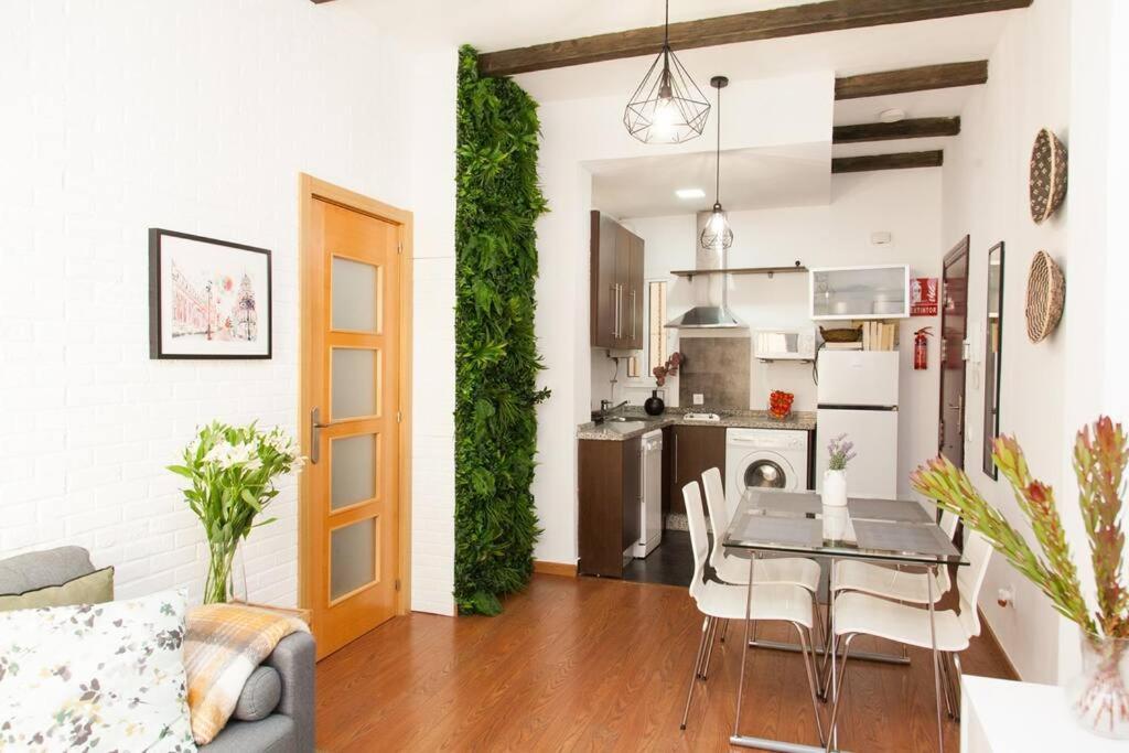Zona 1 Santa Cruz Parking Privado Apartment Sevilla Exterior foto
